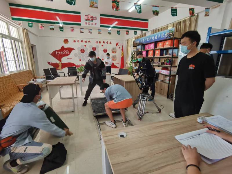 东宝区广告片拍摄公司：极简主义践行者，少即是多的视觉哲学